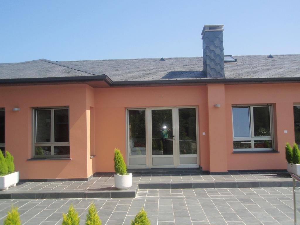 Apartamentos Arcos Del Esva Luarca Exterior photo