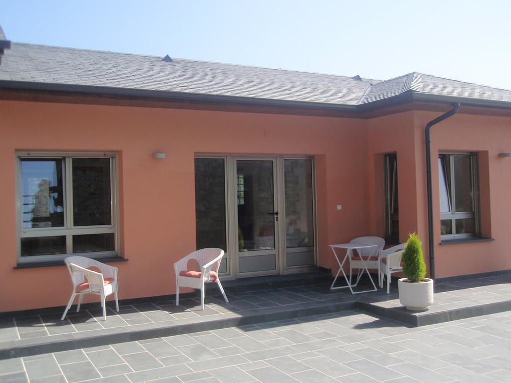 Apartamentos Arcos Del Esva Luarca Exterior photo