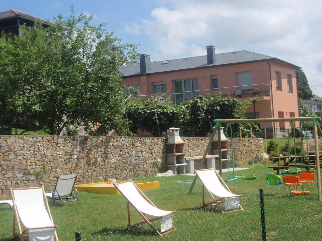 Apartamentos Arcos Del Esva Luarca Exterior photo